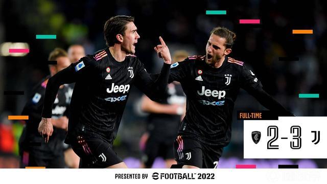  米兰双雄争夺德甲锋霸进入倒计时  